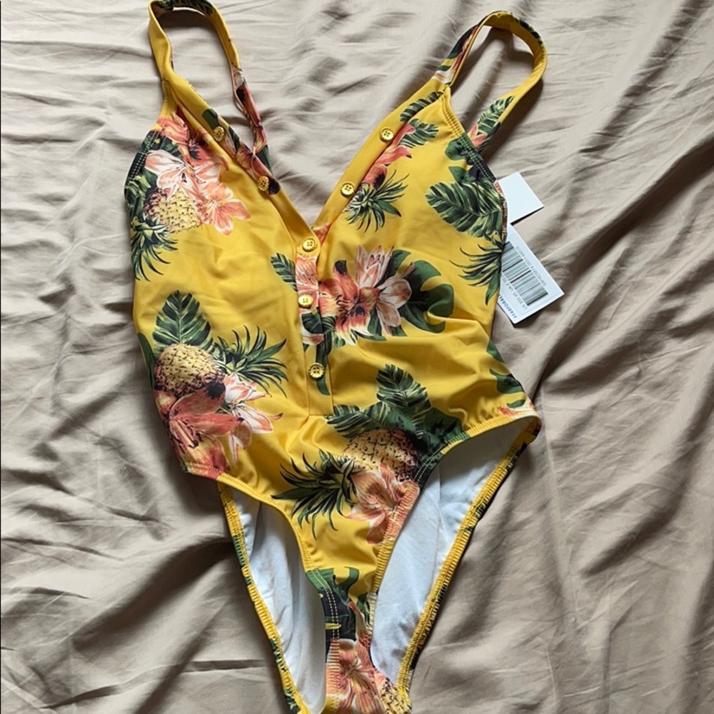 One piece swim NWT